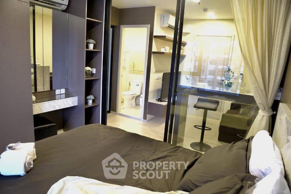 picture 1-BR Condo at Life Asoke near ARL Makkasan (ID 218141) - 4/10