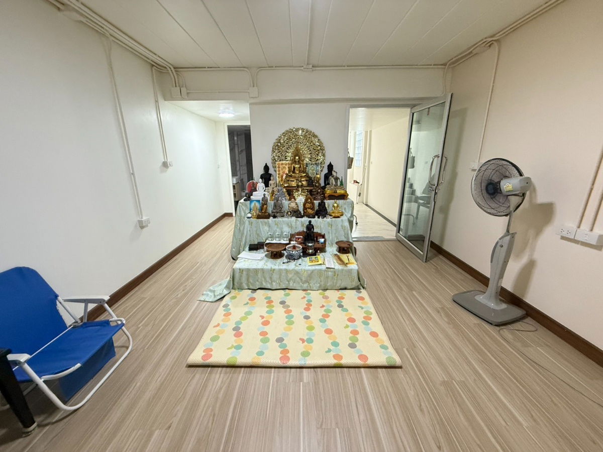 รูป #ให้เช่าอาคารพาณิชย์ 3.5 ชั้น พร้อมดาดฟ้า เหมาะสำหรับทำ Airbnb, Hotel, หรือ Office ย่านรามคำแหง 90  🔥 เช่า 45,000บาท/เดือน (ต่อรองได้ครับ) - รูปที่ 26/28