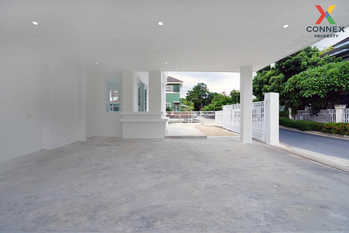 picture For Sale House , Chaiyaphruek Bang Khun Tiean , corner unit , newly renovated , Samae Dam , Bang Khun Thian , Bangkok , CX-125812 ✅ Live chat with us ADD LINE @connexproperty ✅  - 8/12