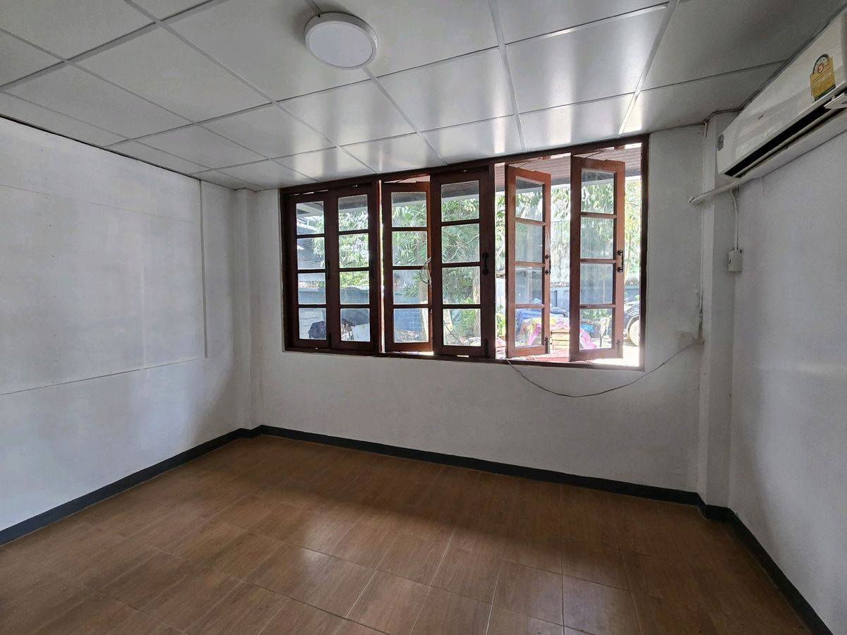 picture For Rent at 2-storey detached house for rent #Huai Khwang Ratchada - 12/21