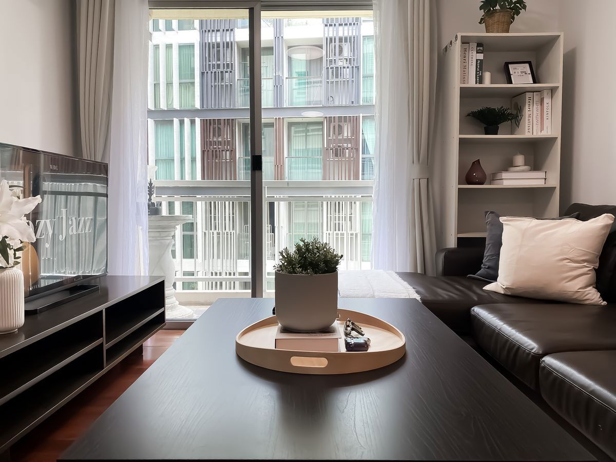 picture Code: KJ7768  for rent 49 Plus // Line ID: @kjcondo (with @) // - 7/11