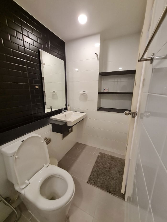 picture Escent Ville Chiang Mai, 3rd Floor, Pool View – 13,000 THB/month  - 10/13