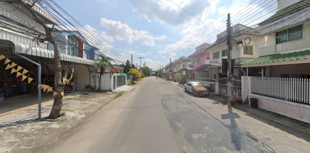 รูป ขายบ้านในซอยประชาอุทิศ 4 ทะลุออกถนนสรงประภาได้ ใกล้สนามบินดอนเมือง ! - รูปที่ 2/3