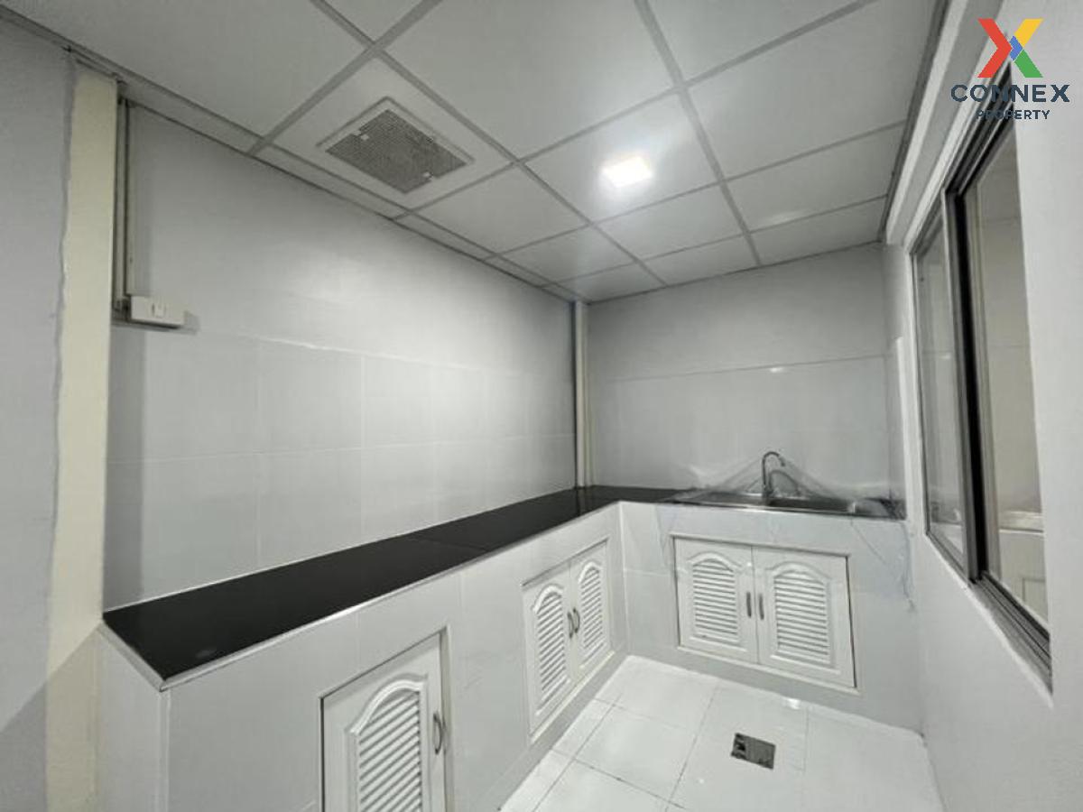 picture For Sale Townhouse/Townhome  , Baan Pruksa 67 Lamlookka - Klong 2 , Khu Khot , Lam Luk Ka , Pathum Thani , CX-125688 ✅ Live chat with us ADD LINE @connexproperty ✅  - 7/12