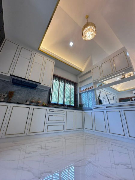 picture For sale: Luxury pool villa, modern style, near Map Prachan Reservoir, prime location in Pattaya. - 8/15