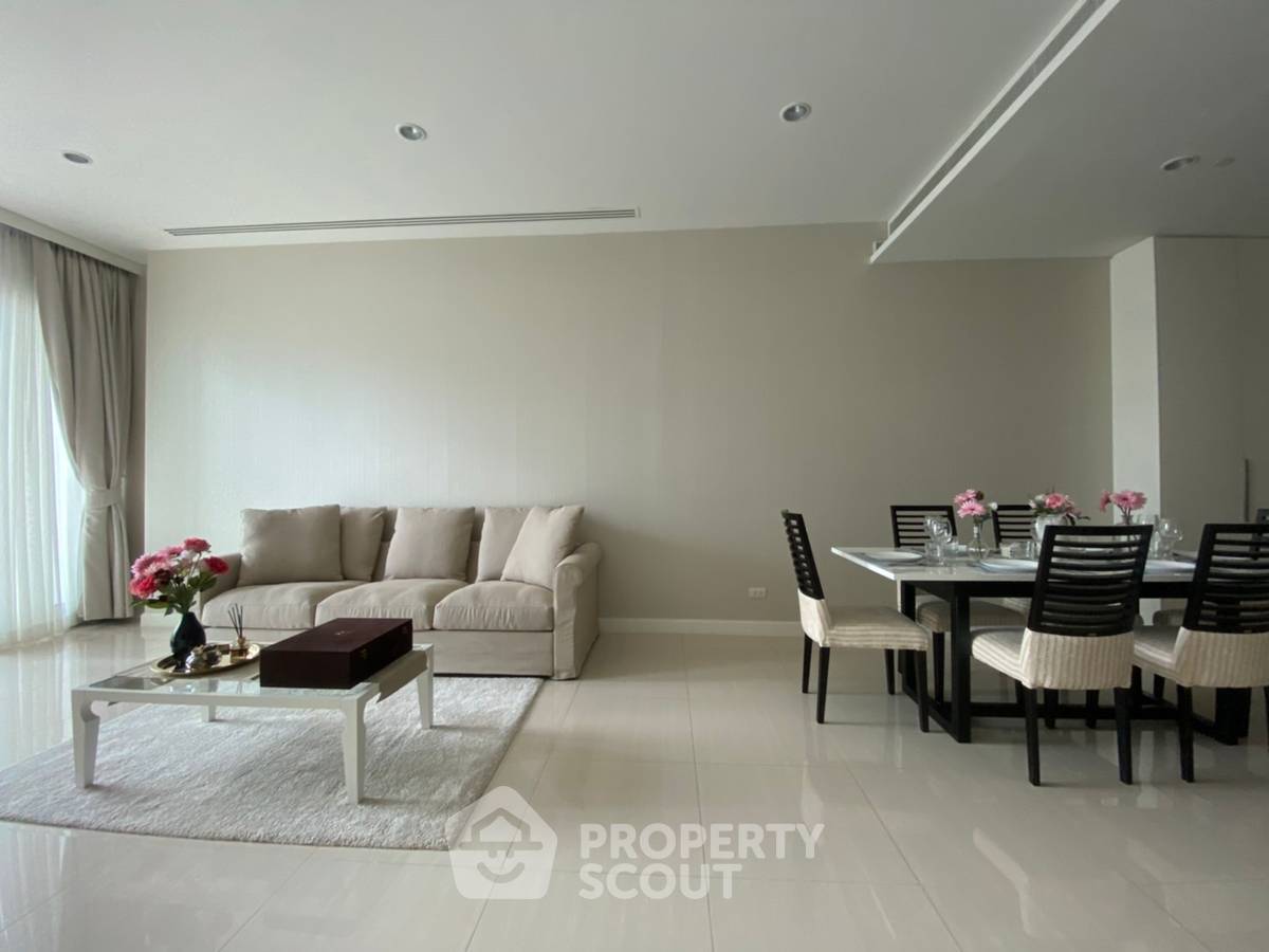 picture 2-BR Condo at 185 Rajadamri near BTS Ratchadamri (ID 1581903) - 1/7