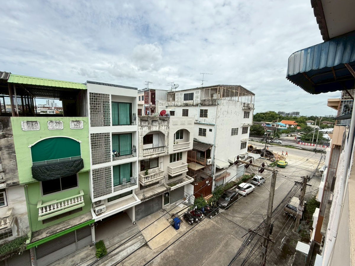 รูป #ให้เช่าอาคารพาณิชย์ 3.5 ชั้น พร้อมดาดฟ้า เหมาะสำหรับทำ Airbnb, Hotel, หรือ Office ย่านรามคำแหง 90  🔥 เช่า 45,000บาท/เดือน (ต่อรองได้ครับ) - รูปที่ 5/28