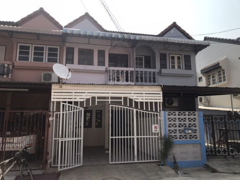 AT601 ให้เช่าทาวน์เฮ้าส์ 2 ชั้น ย่านนนทบุรี ท่าน้ำนนท์ เฟอร์ครบ แอร์ 3 เครื่อง ใกล้บิ๊กซีติวานนท์ 