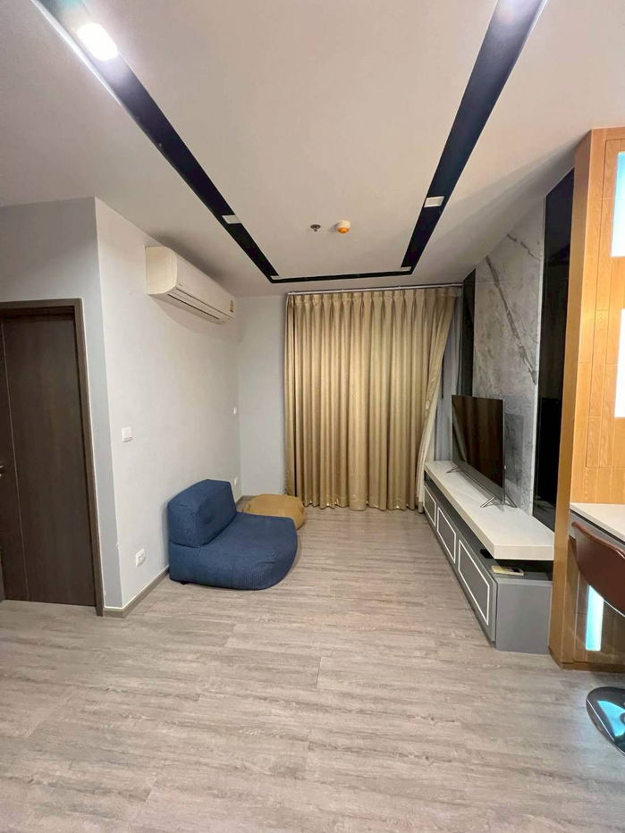 picture ✨ For rent The Line Wong Sawang  Beautiful corner room, open view, airy, not stuffy 🏙️🌿 - 2/8