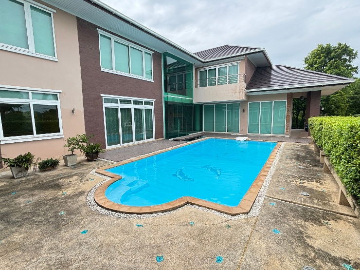 picture Big house 1 rai, Panya Inthra P4, Pool Villa for big family or company - 5/50