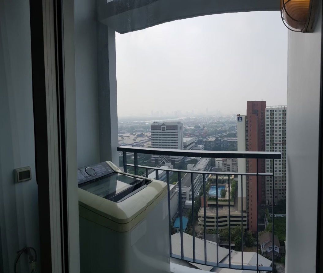 picture Condo for rent Aspire Rama 4 Near BTS Ekkamai - 15/16