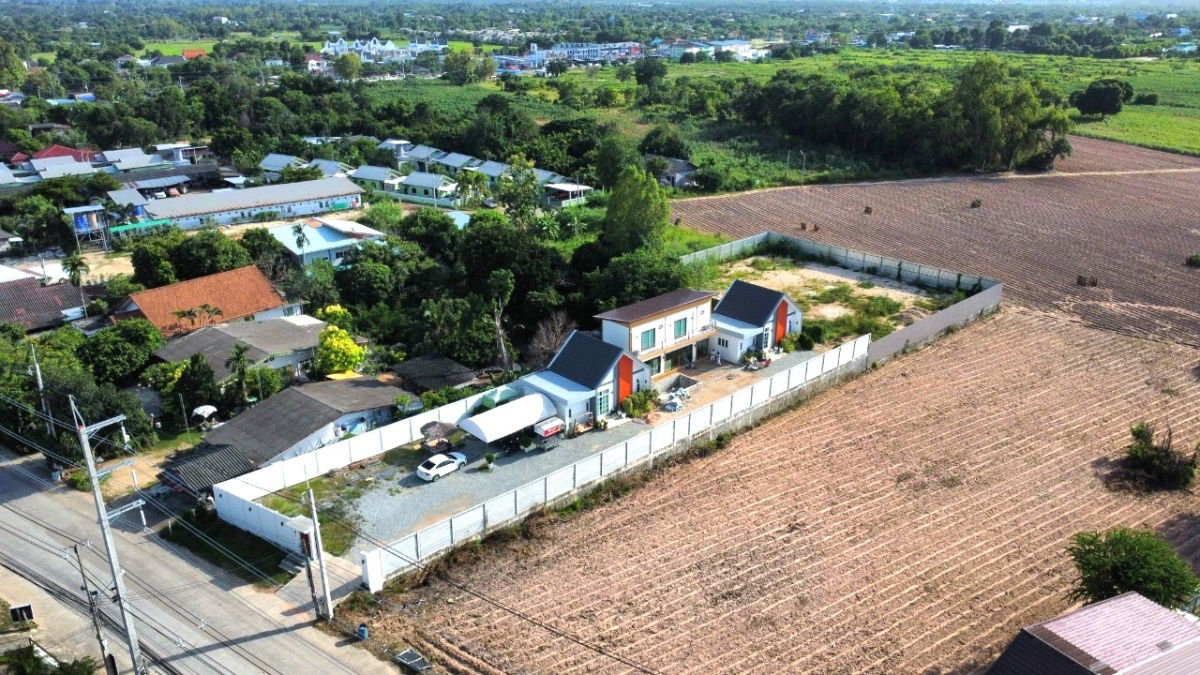 picture For sale: 3 pool villas in Huay Yai on a 1 rai 200 sq.wah land plot, Nong Prue Subdistrict, Bang Lamung District, Chonburi Province - 5/36