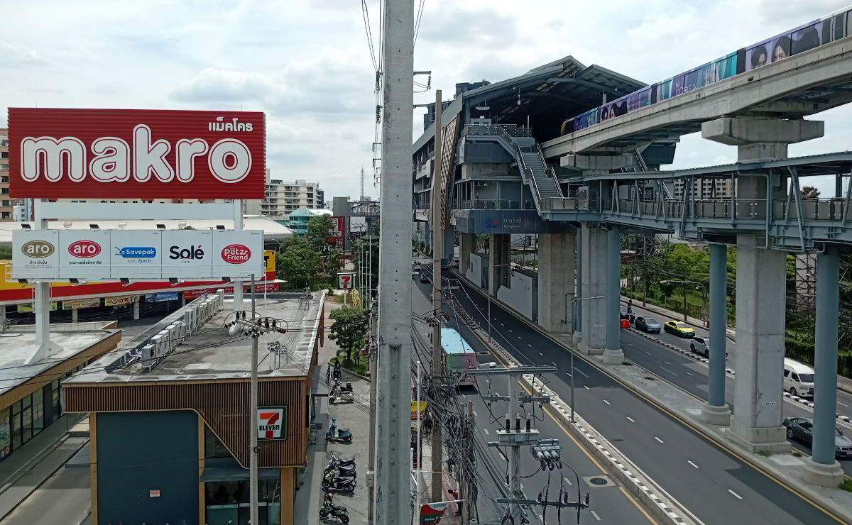 picture To rent an exclusive room at Living Place Condominium in the beginning of Lad Prao 140  - 33/34