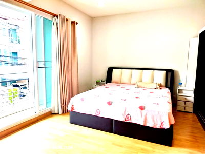 Townhouses for rent Ratchadapisek 36 : For Rant Baan Klang Muang Ratchada 36