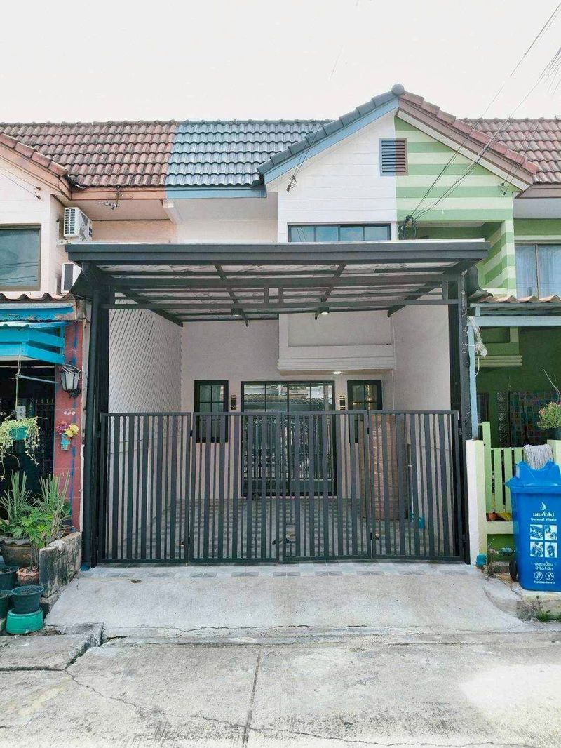 ขายทาวน์โฮม : ขาย ทาวน์เฮาส์2ชั้น ทำเลสายไหมรีโนเวททั้งหลังพร้อมอยู่ แค่ 1.99ลบ.