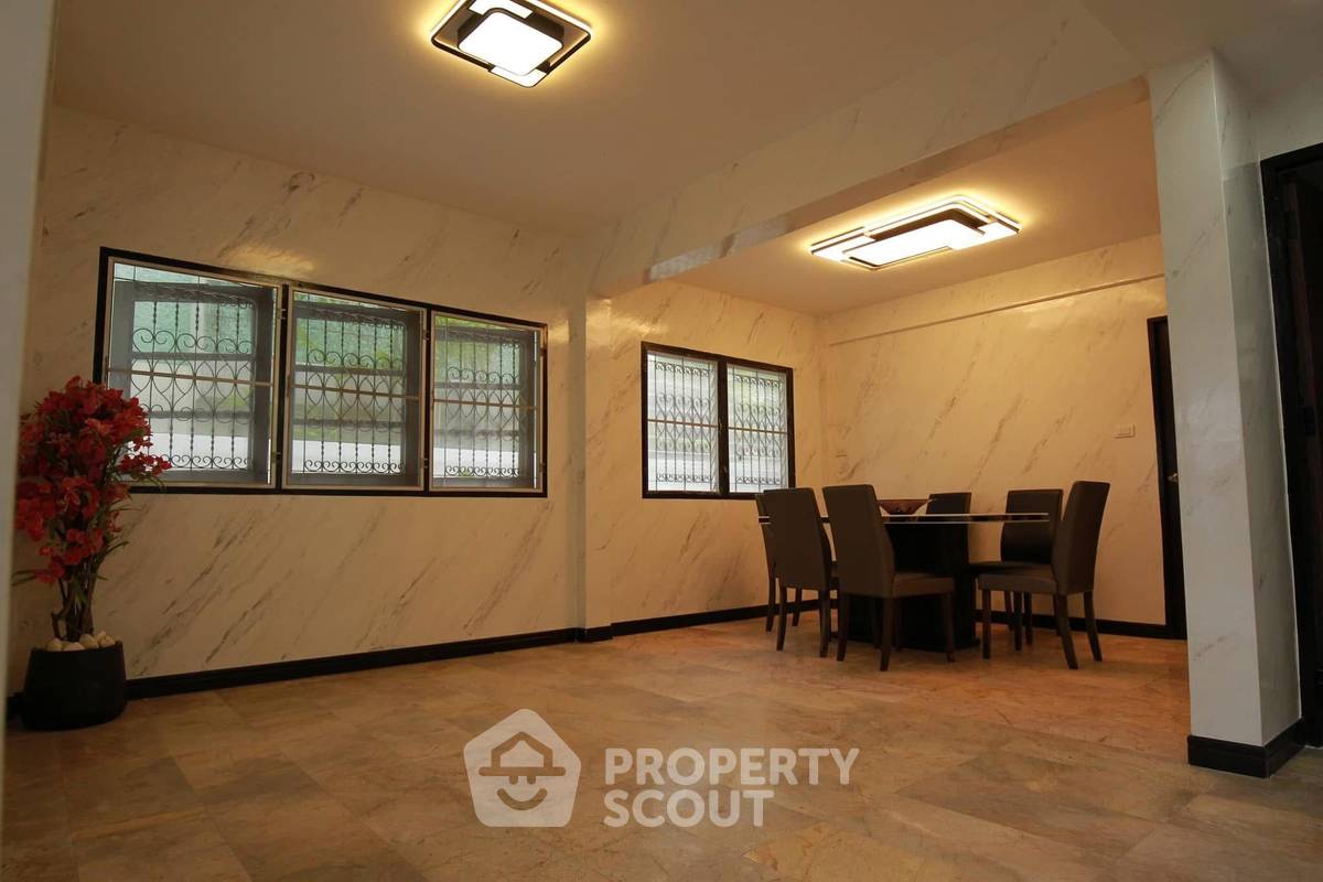 รูป บ้าน 3-ห้องนอน ใกล้ ชายหาดนาเกลือ (ID 2217643) - รูปที่ 9/24