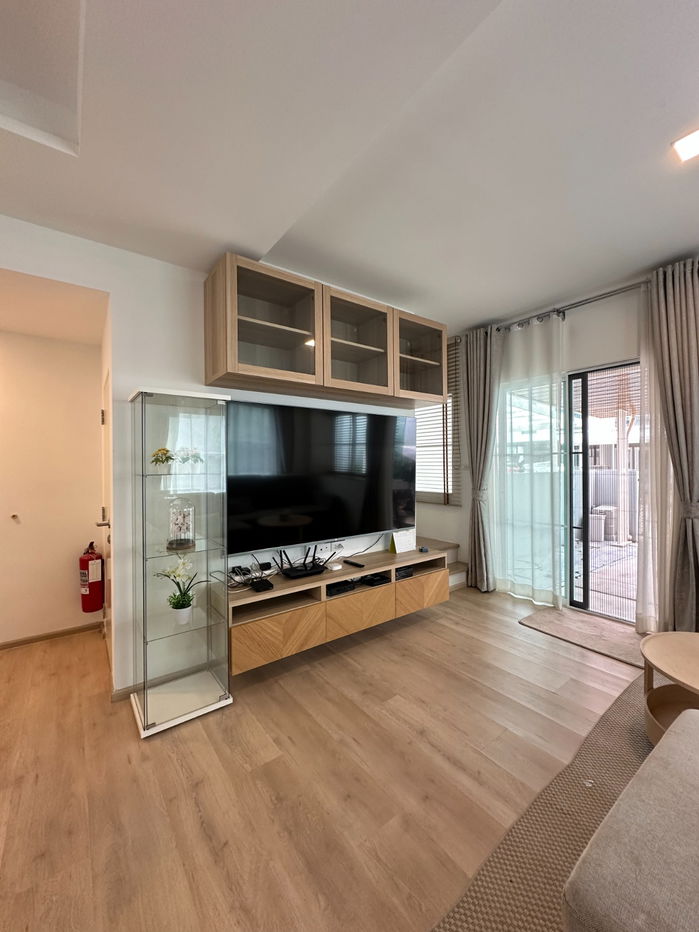 รูป BN024 ปล่อยเช่า ทาวน์โฮมแปลงมุม ตกแต่งจัดเต็มพร้อมอยู่ 🏡.  "หมู่บ้าน  Indy 2 บางนา รามคำแหง - รูปที่ 2/19