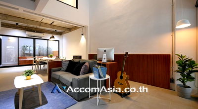 Houses for sale J Avenue Thonglor : 🔼🔽 AccomA 📩  3 BR House in Khlong Ton Nuea (AA27387)