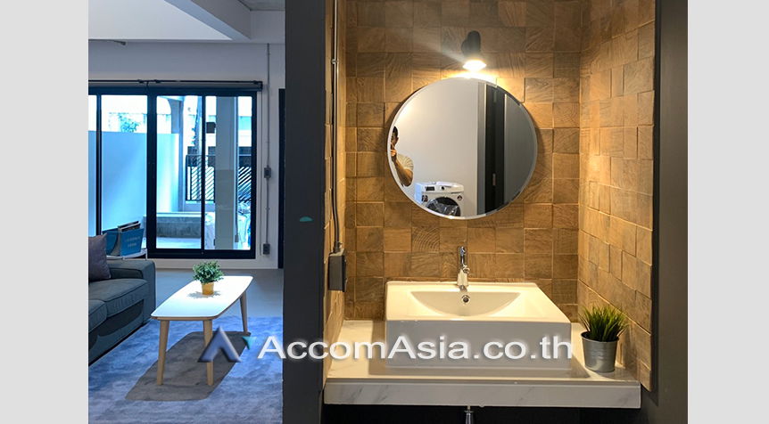 picture 🔼🔽 AccomA 📩  3 BR House in Khlong Ton Nuea (AA27387) - 8/17