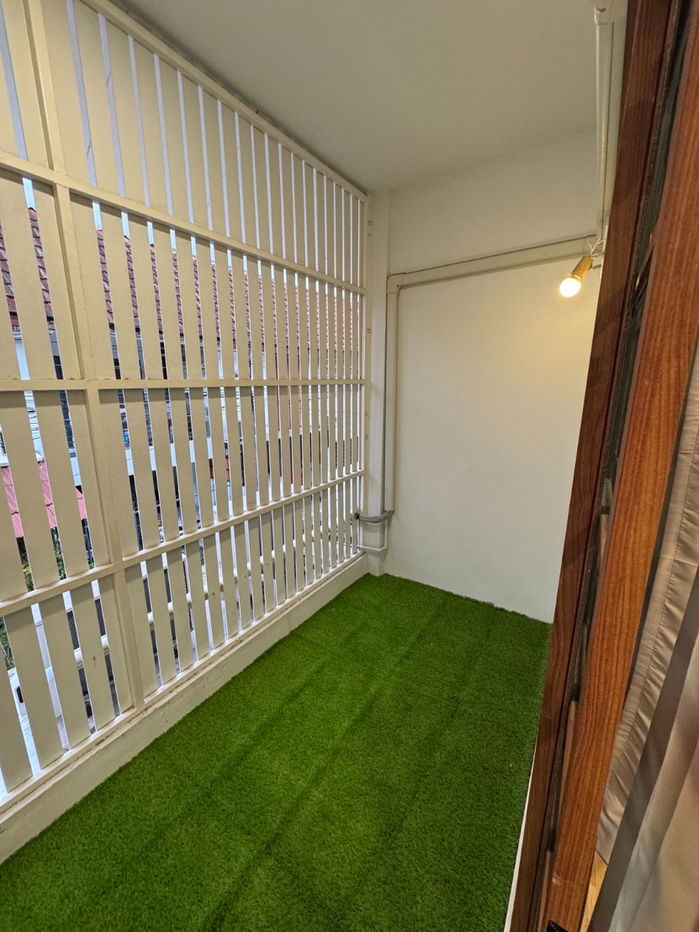 picture For sale: 2-storey townhouse, newly renovated, Soi Pho Pan 14 (Asok-Din Daeng), fully furnished, near MRT Rama 9 - 4/5