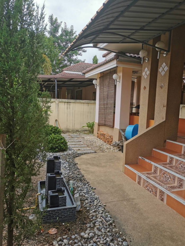 picture House for sale in Lampang city center - 1/8