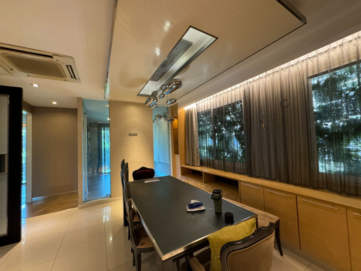 picture P0107 Golden Nakara – Spacious Luxury Home in Central Bangkok - 15/40