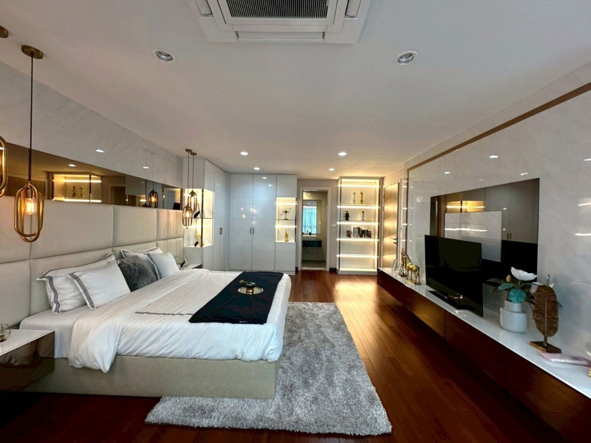 picture Luxury 4-Storey Townhome in Prime Rama 3 Location | Cote Maison - 5/12