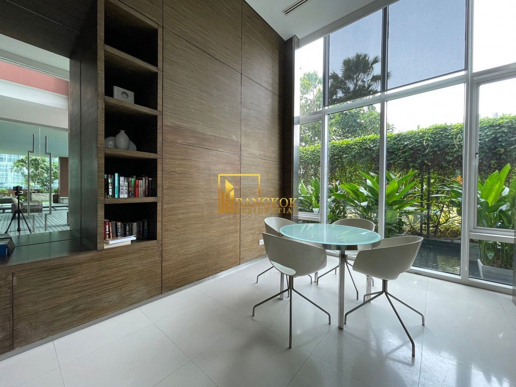 รูป Fullerton | Tasteful 2 Bedroom Condo For Rent in Ekkamai - BR10098CD - รูปที่ 31/35