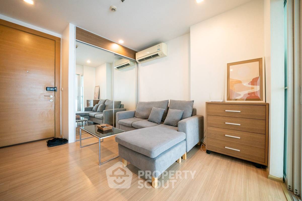 picture 1-BR Condo at Rhythm Ratchada-Huaikwang near MRT Huai Khwang (ID 2086511) - 1/8