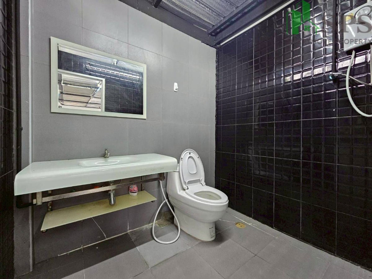picture Home Office in Sukhumvit 50 for RENT ( SPSP617) - 8/20