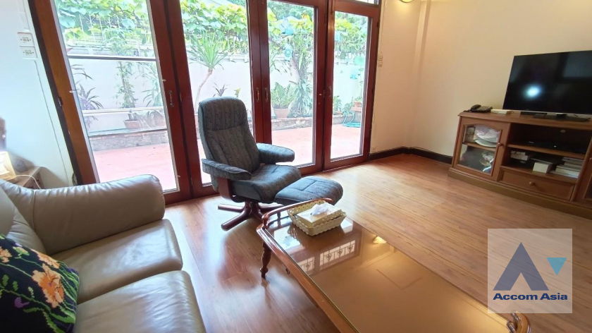 picture 🔼🔽 AccomA 📩 Spacious house with classic charm and greenery in Sathorn (1714115) - 11/20