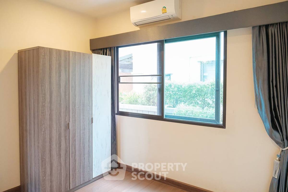 picture 5-BR House in Wat Chalo (ID 2059479) - 13/40