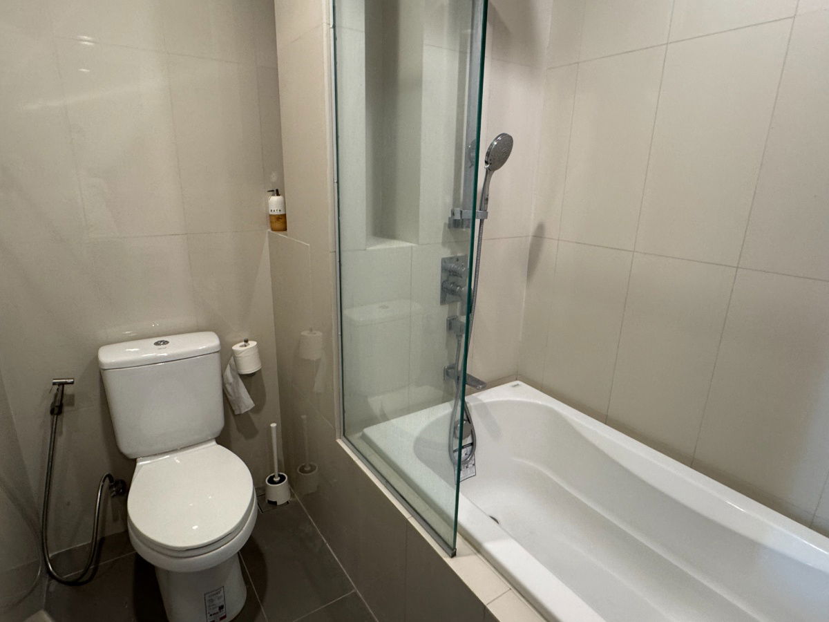 รูป OKA HAUS Sukhumvit 36 | ราคา 18,000 บาท | ห้องสวย ห้องใหม่ เฟอร์นิเจอร์ครบ พร้อมเข้าอยู่ด่วน!! - รูปที่ 8/10