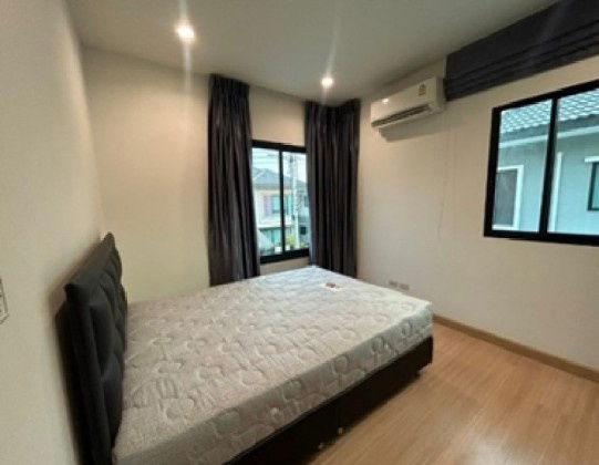 รูป ให้เช่าบ้านเดี่ยว 2 ชั้น หมู่บ้านดีไลท์ ดอนเมือง-รังสิต สภาพดี แอร์ 4 เครื่อง เฟอร์นิเจอร์ครบ Fully Furnished อยู่อาศัยเท่านั้น ไม่อนุญาตสัตว์เลี้ยง - รูปที่ 11/18