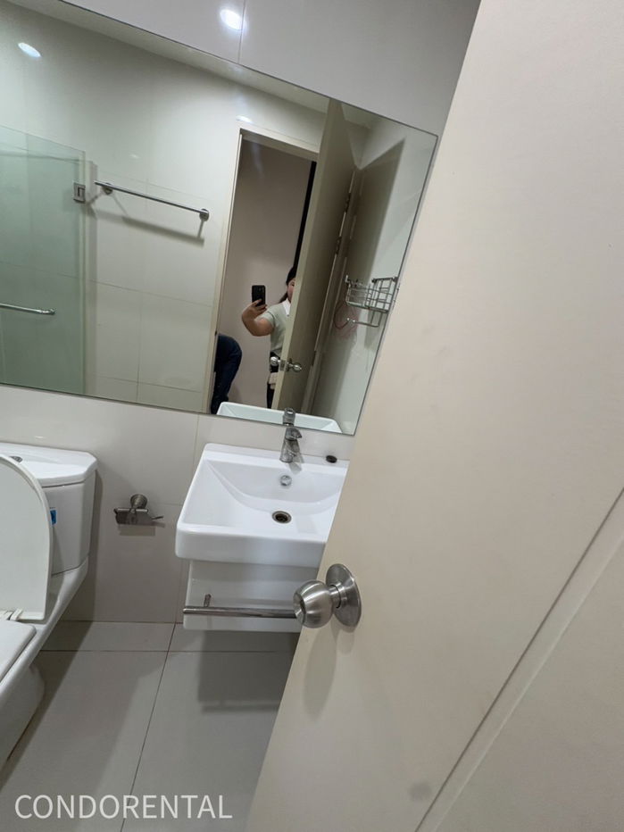 รูป Life Asoke ห้องสวย ราคาดี สอบถามเพิ่มเติมได้ที่ Line @condorental - รูปที่ 15/17