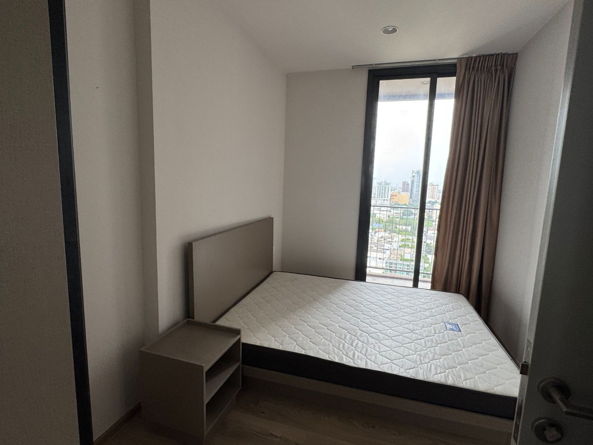 รูป OKA HAUS Sukhumvit 36 | ราคา 18,000 บาท | ห้องสวย ห้องใหม่ เฟอร์นิเจอร์ครบ พร้อมเข้าอยู่ด่วน!! - รูปที่ 3/6