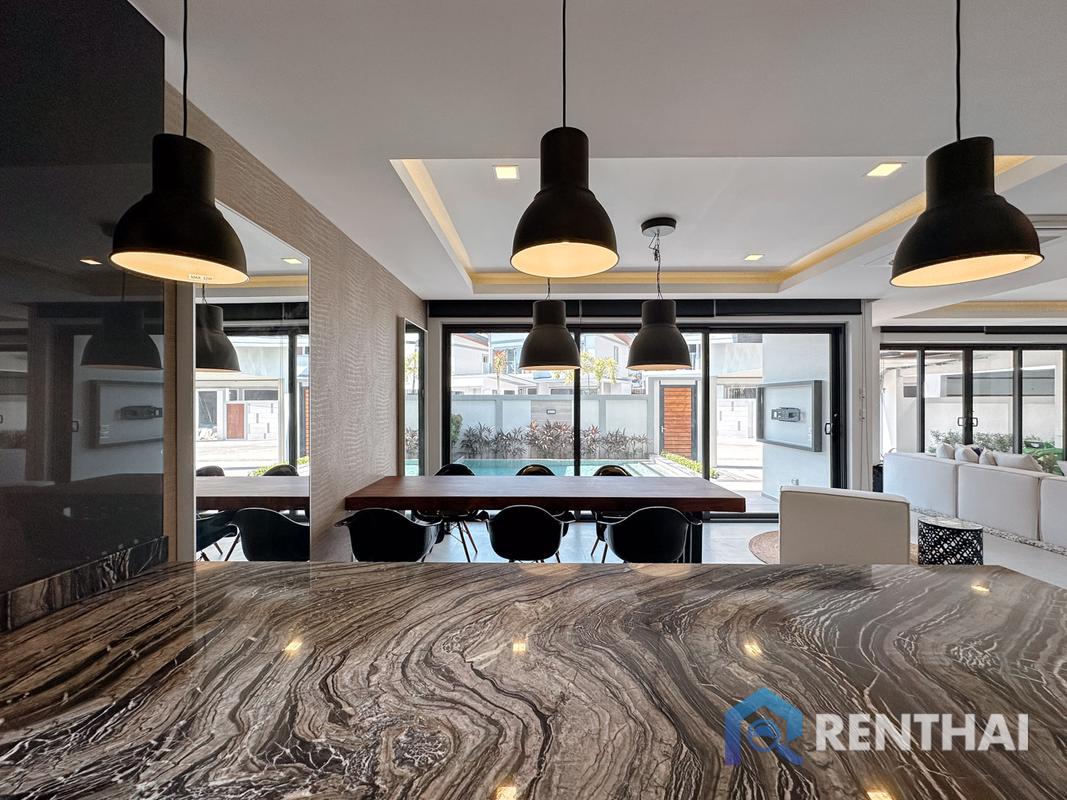 รูป บ้านเดี่ยว 3 ห้องนอนที่ Zensiri Midtown Villa, พัทยา, 18.5 ล้านบาท, สิ่งอำนวยความสะดวกหรูหรา, พร้อมเฟอร์นิเจอร์ครบครัน, พร้อมอยู่เข้าทันที - รูปที่ 15/25