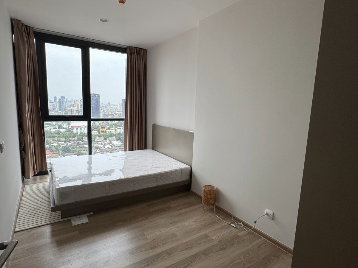 รูป OKA HAUS Sukhumvit 36 | ราคา 18,000 บาท | ห้องสวย ห้องใหม่ เฟอร์นิเจอร์ครบ พร้อมเข้าอยู่ด่วน!! - รูปที่ 5/10