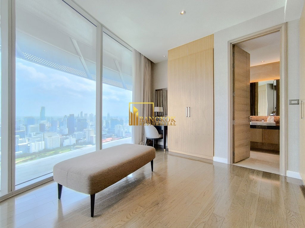 รูป Luxurious 3 Bed Duplex Serviced Apartment in Ratchadamri - BR12994CD - รูปที่ 17/31