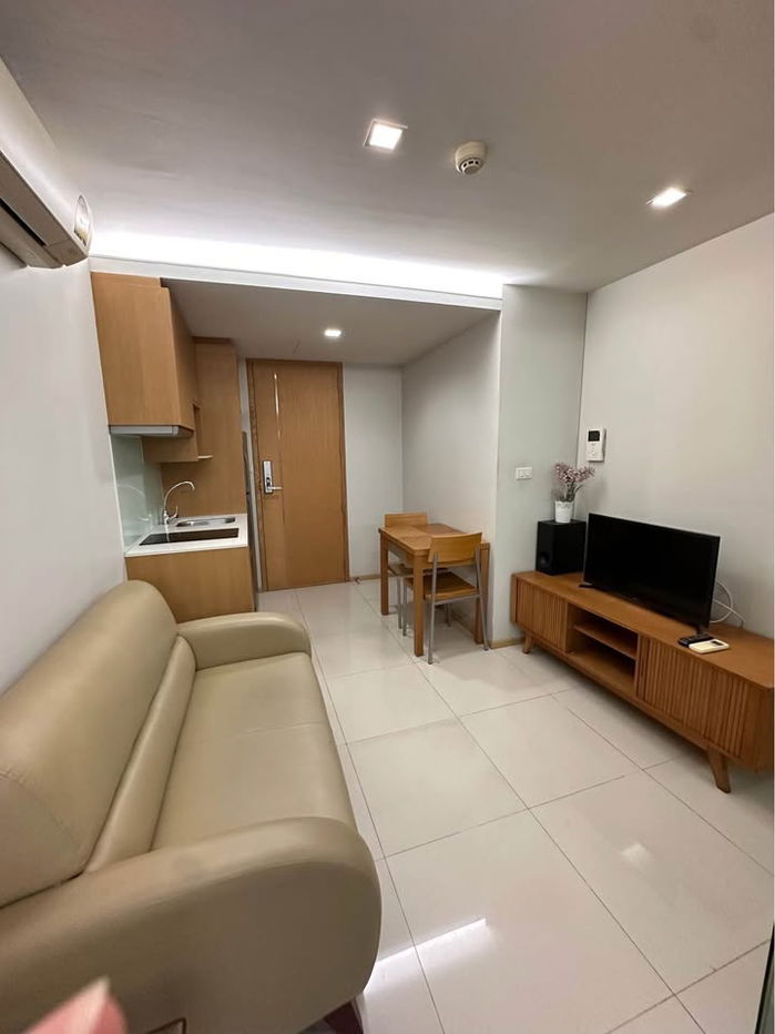 picture Condo for rent: Socio Ruamrudee, near BTS Phloen Chit, 22,000 baht, property code: RS960 - 3/10