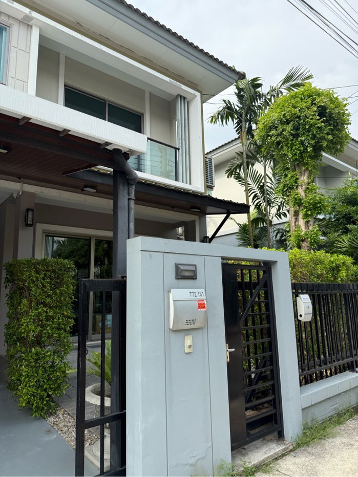 รูป P0115 ขายบ้านราคาดี! The Plant Estique Pattanakarn 38 - รูปที่ 2/19