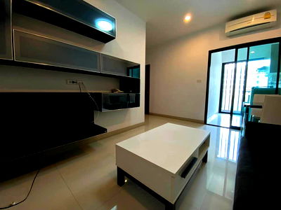 Condos for rent Muang Chiang Mai Chiang Mai : For rent V-twin Donjan Condo, ready to move in, close to all business and shopping areas! ✨