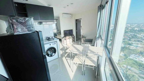 Condo for rent Asakan Place Srinakarindra Price 19,000 Baht Size 42 Sq.m.Bedroom 2 Floor 36(Conner) View City