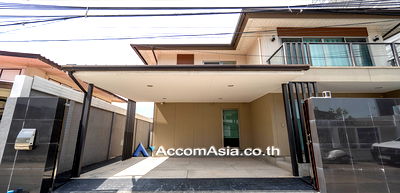 เช่าบ้านเดี่ยว สวนเบญจกิติ : 🔼🔽 AccomA 📩  Renovated detached house with spacious layout (AA29845)