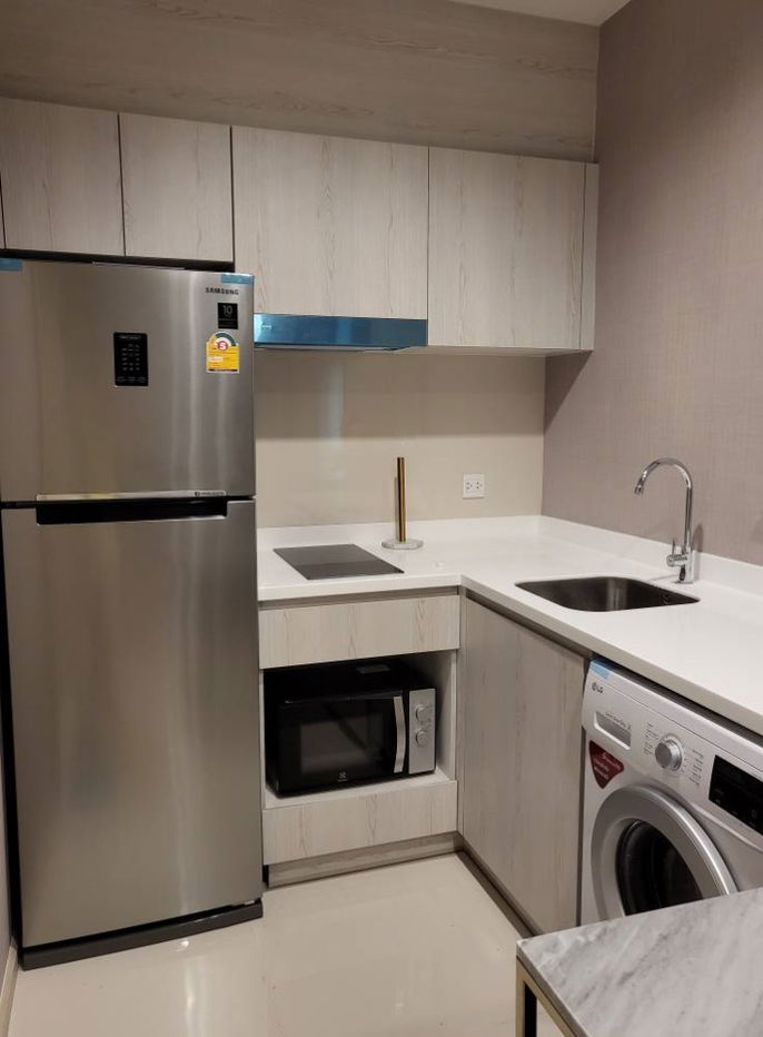 picture For Rent Condo LIFE ONE WIRELESS Building 1, Floor 11,1 bed room, Room size 35 sqm - 8/9