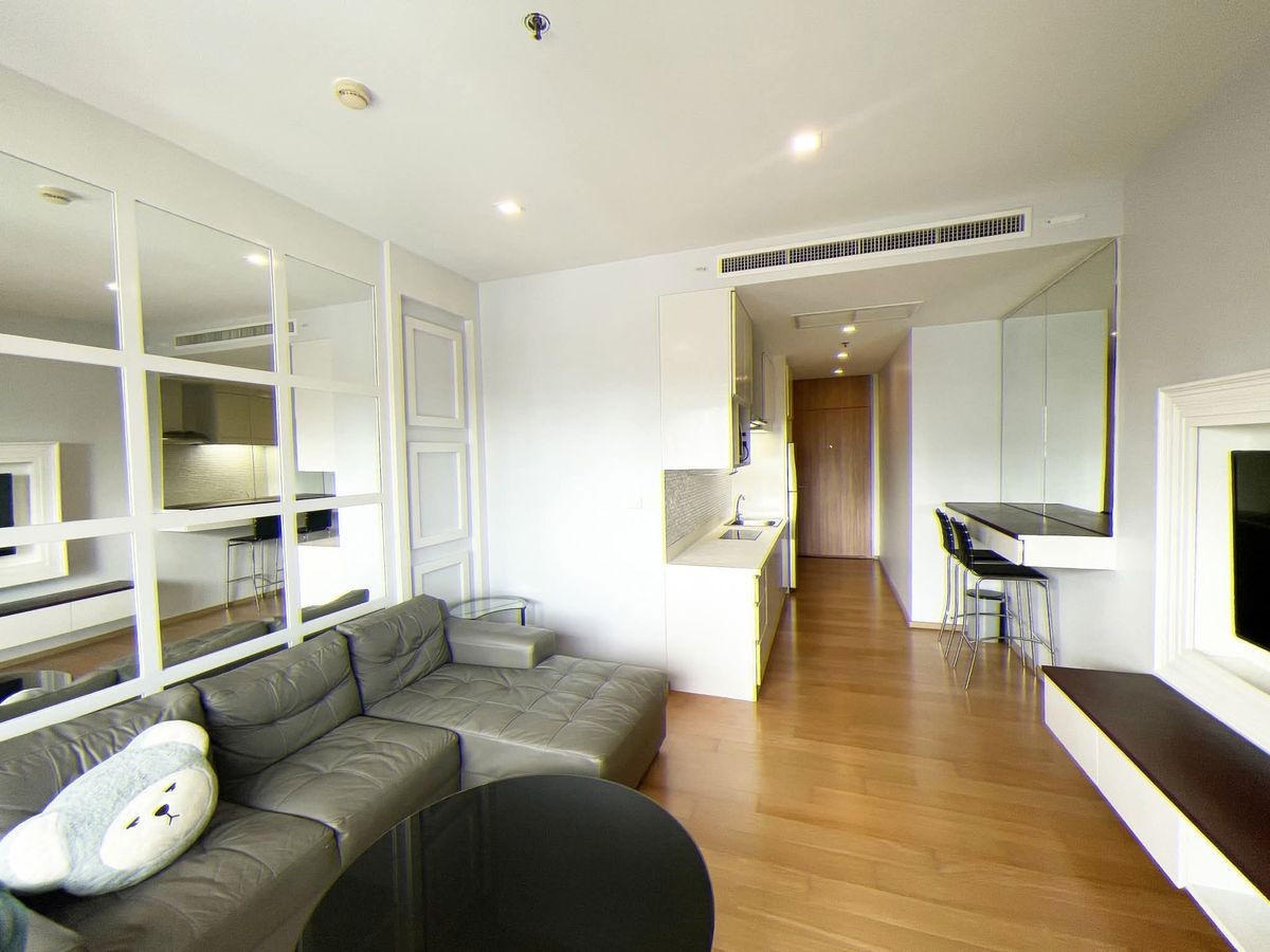 picture [RENT]⚡🌈 N20402 – Noble Revent ⚡🌈LINE: @theagentpro (Please include the "@" symbol) - 1/9