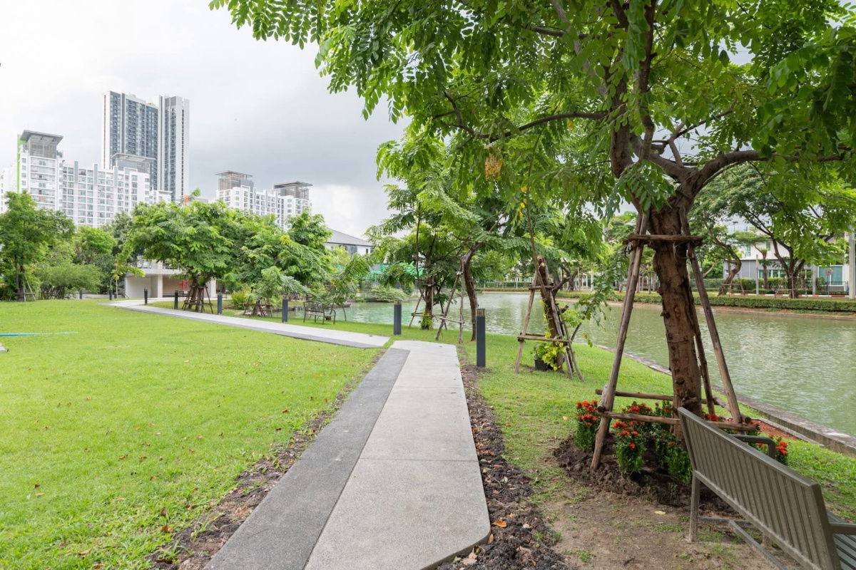 รูป QuikCondo220725  Vาย :เดอะ พาร์คแลนด์ ศรีนครินทร์ เลคไซด์ (The Parkland Srinakarin Lakeside) - รูปที่ 42/43