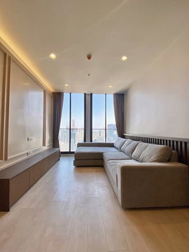 [RENT]  E20317   ( Noble Ploenchit )     (ID with @in front, LINE ID:  @056qhbtt)