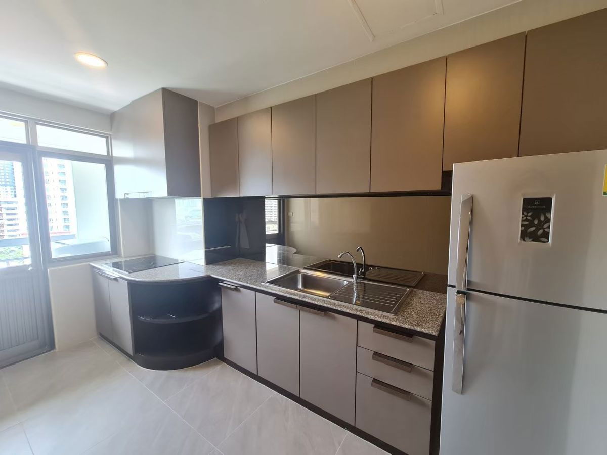 รูป Code: KJ7802  ให้เช่า Royal Castle Sukhumvit 39 🔥🔥 จองเดือนนี้รับส่วนลด1,000บาท 🔥🔥 @kjcondo (มี@ข้างหน้าด้วยนะคะ) - รูปที่ 8/12