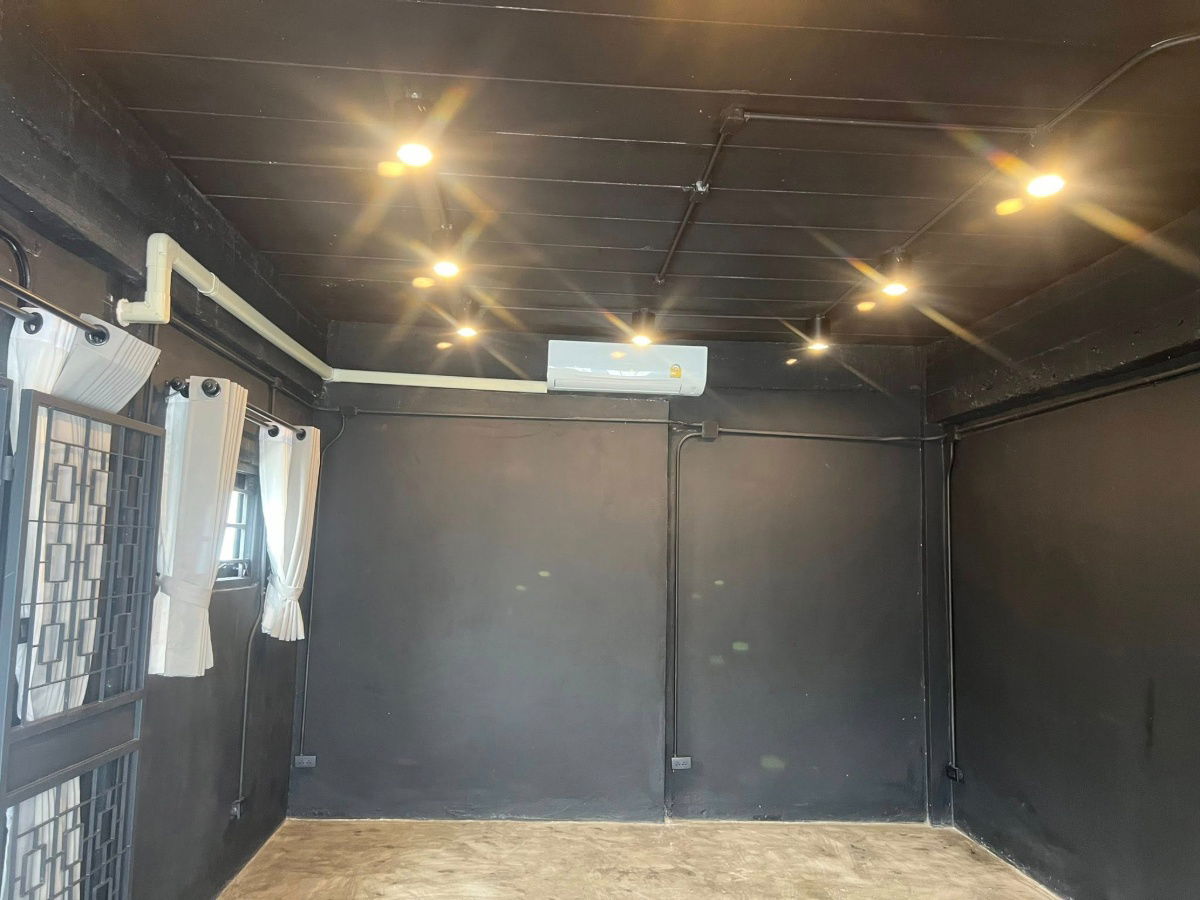 picture WS1589 🏢 Office / Home Studio for rent, very cool, Town in Town, Soi 6, ready to move in immediately! Rent only 80,000 baht/month - 2/21